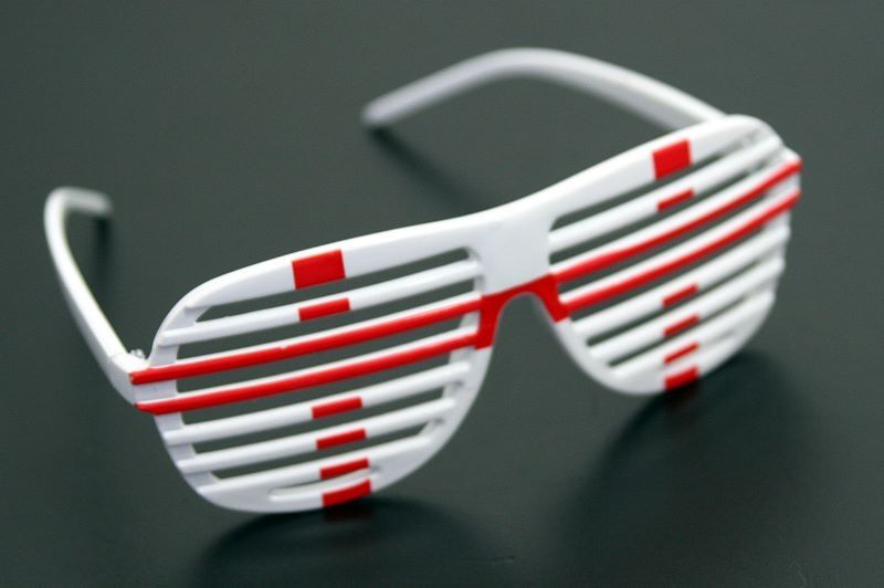 England Flagge Brille Atzenbrille EM 2012 Fahne NEU  