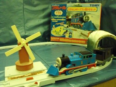 Tomy Tomica Trackmaster, Thomas Snowy Day train Set VGC  