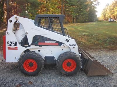 BOBCAT S250, 1252 HOURS, NEW TIRES, BUCKET WITH TEETH  