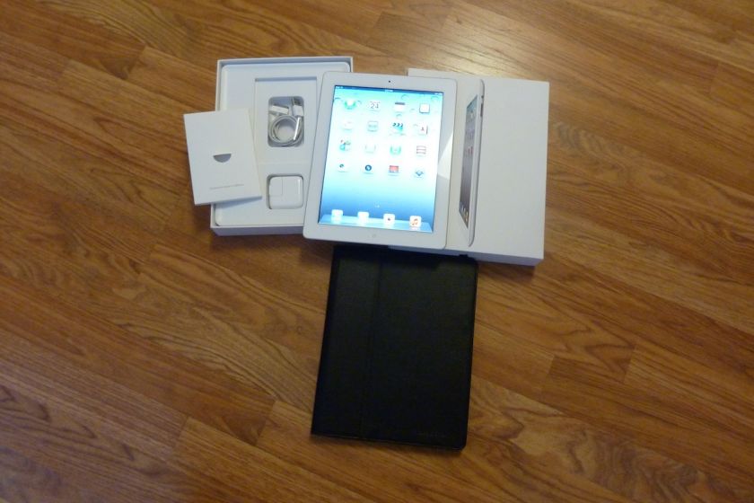 Apple iPad 2 16GB, Wi Fi, 9.7in   White (MC979LL/A)   Mint 