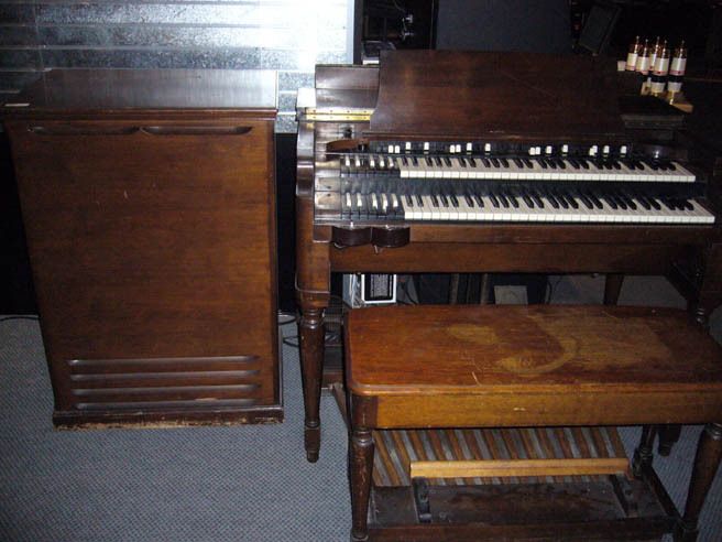 Vintage Hammond BV Organ with 21H Leslie  