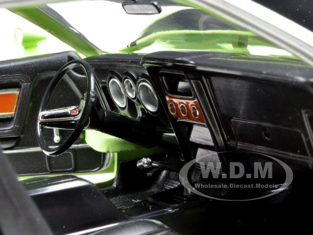 1971 FORD MUSTANG BOSS 351 GRABBER LIME 1/18  