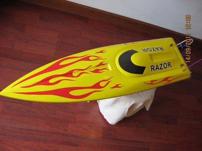 ARTR Yellow Blade Brushless Electric Fiberglass RC Speed Boat rigger 
