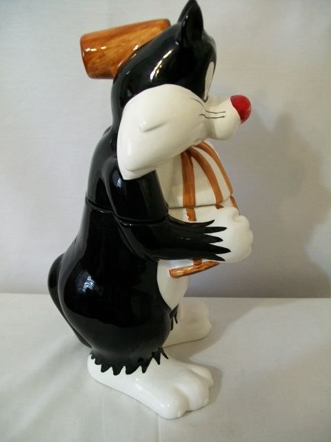 1993 SYLVESTER AND TWEETY BIRD W/CAGE COOKIE JAR #C1344  