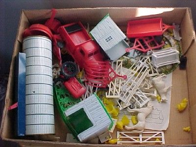 Vintage T. Cohn Superior Toy Mechanical Farm Set  