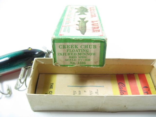 VINTAGE CREEK CHUB INJURED MINNOW FISHING LURE IN BOX  