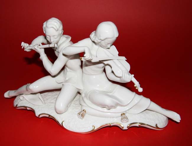 HUTSCHENREUTHER C. WERNER PORCELAIN GROUP MUSICIANS c. 1925