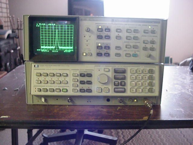 HP 8568A SPECTRUM ANALYZER 100HZ 1.5GHZ GOOD CONDITION  