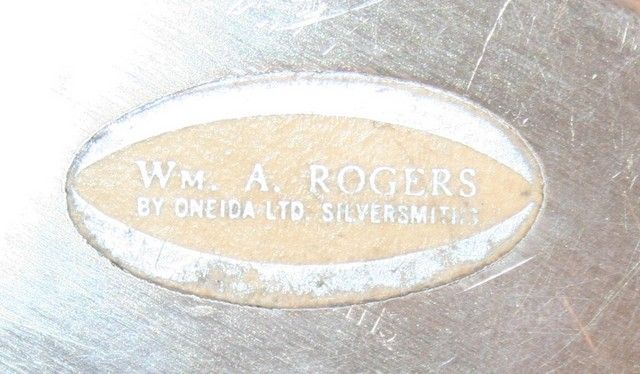 Wm A Rogers Covered Butter Dish silverplate Oneida VGC  