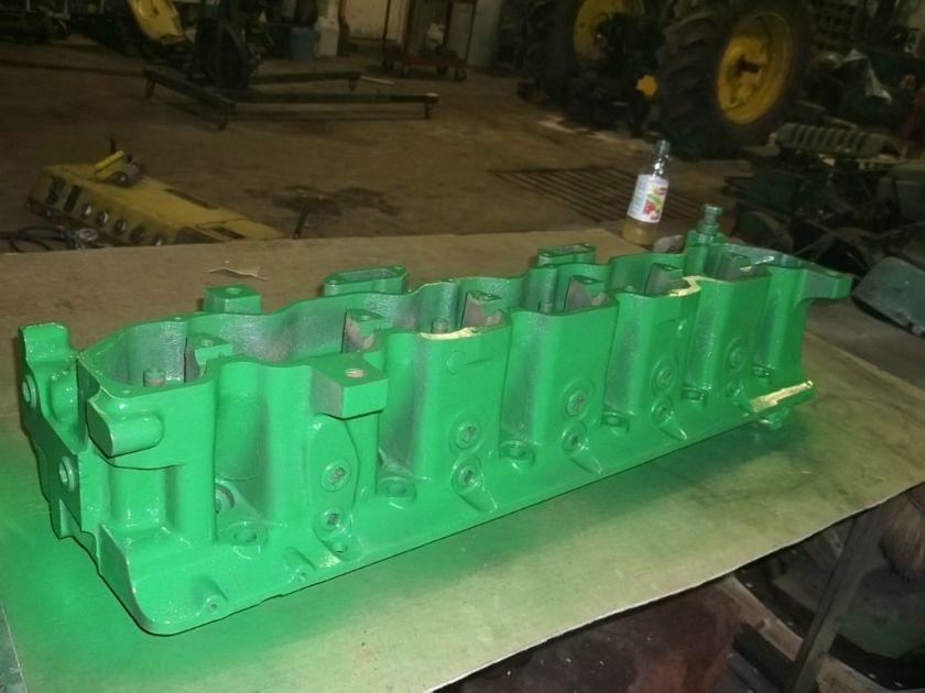 JOHN DEERE 4020 GAS CYLINDER HEAD R26040R  