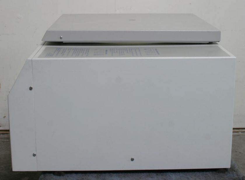 Sanyo MSE Mistral 2000R Refrigerated Bechtop Centrifuge  