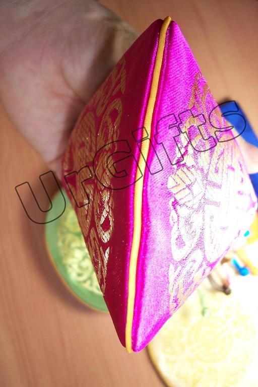 30 pcs Gorgeous Wholesale Chinese Silk Gift Wrap Bags  