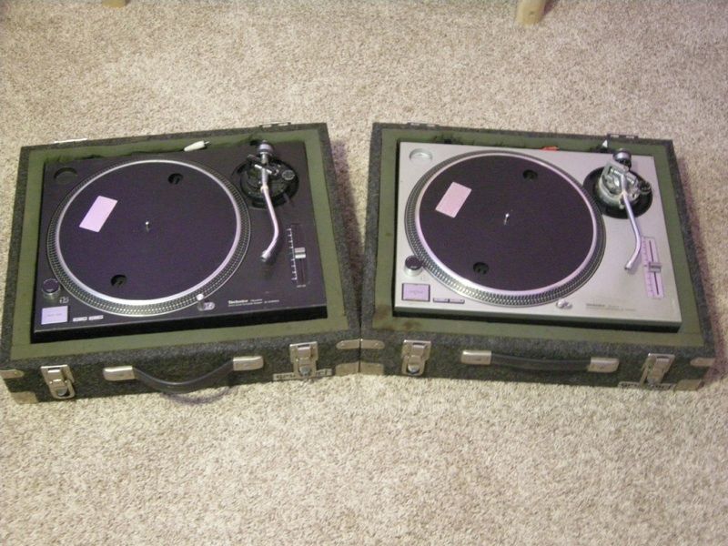 Decks Technics SL 1200MK2 SL 1210MK2 w/Cases & More  