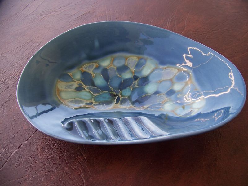 VINTAGE 1950s MADELINE ORIGINALS CAL. POTTERY ASHTRAY  