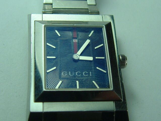 De GUCCI reloj de la pulsera de cuarzo S/Steel Gentlemns 111M