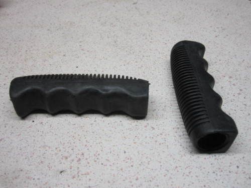 VINTAGE BICYCLE BIKE GRIPS 3 SPEED CCM ORIGINAL BMX NOS  