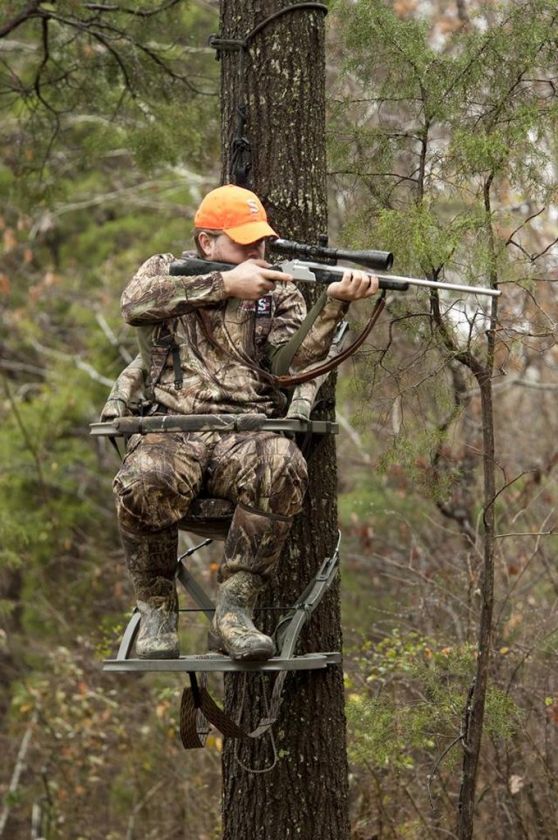 Summit Viper SD 81080 Self Climbing Treestand   Deer Hunting + Free 