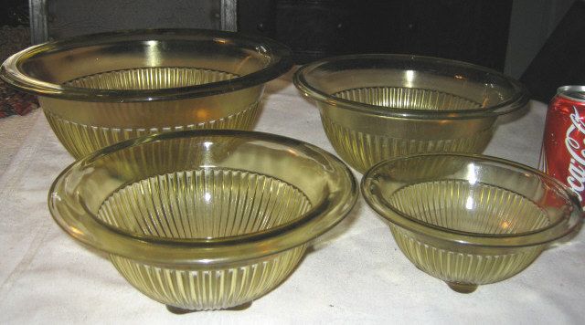   FEDERAL RIBBED DEPRESSION GLASS MIXING KITCHEN NESTING BOWL FOOD SET