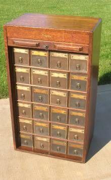 GLOBE WERNICKE 24 Drawer OAK File Box Cabinet Original Finish wRoll 